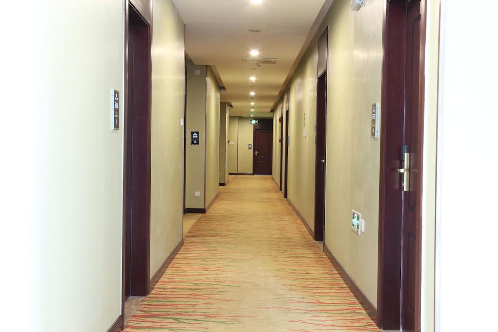 Zhuhai Platinum Holiday Hotel Екстериор снимка