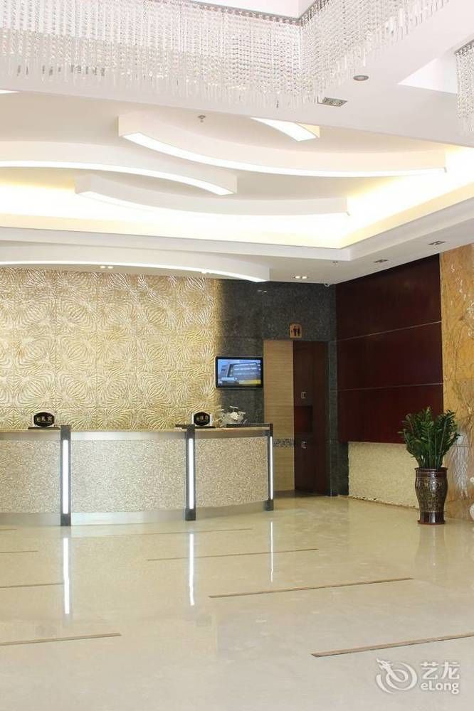 Zhuhai Platinum Holiday Hotel Екстериор снимка